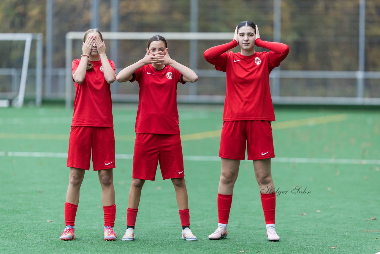 Bild 61 - wCJ VfL Pinneberg - Eimsbuettler TV : Ergebnis: 0:3